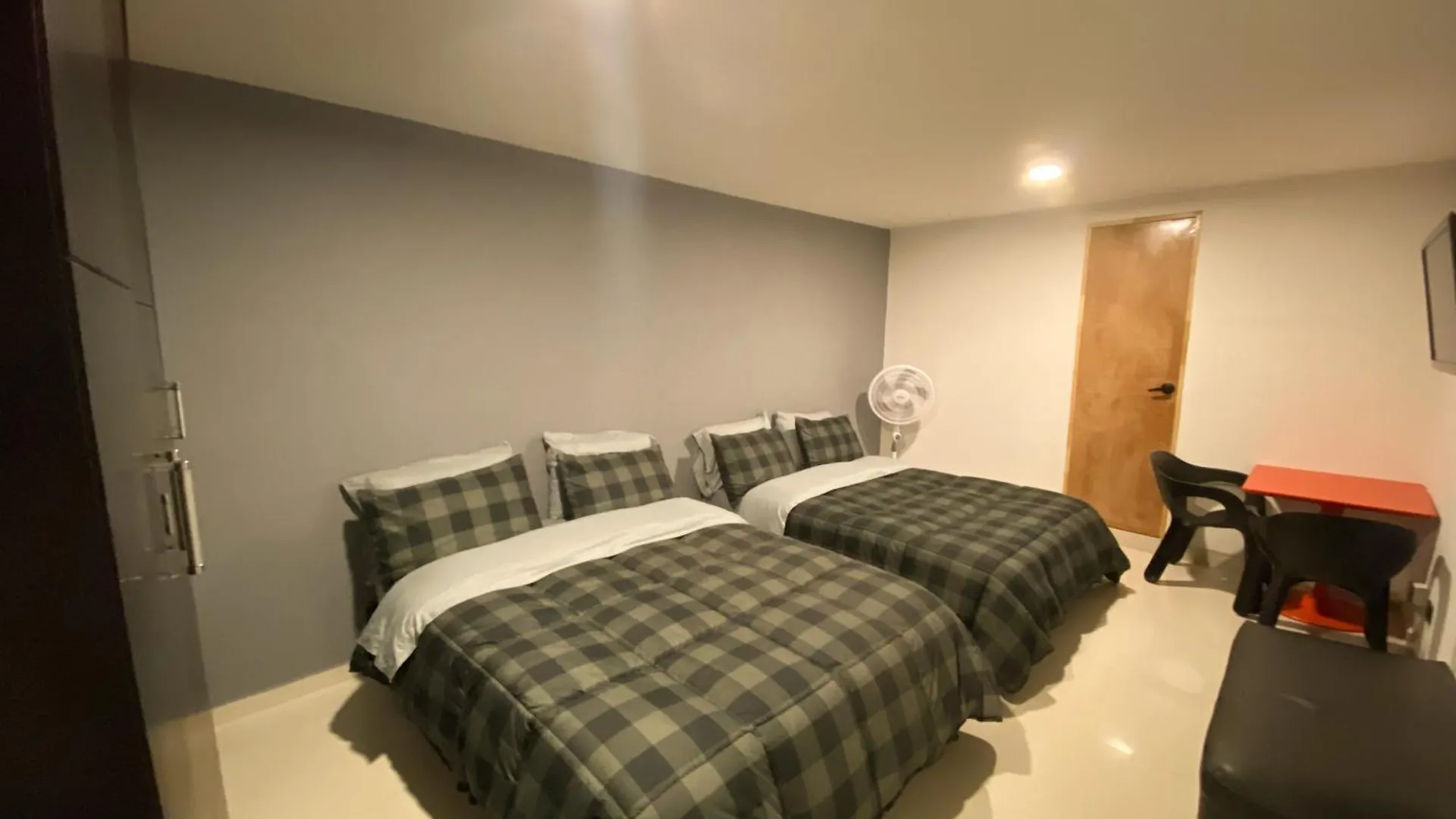 شقة Mardi Suites ميديلين
